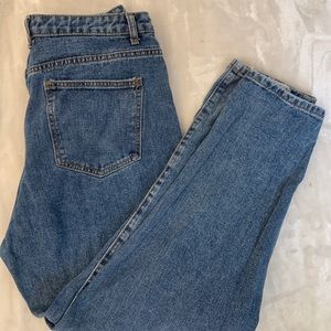 Distressed Oversized Jeans